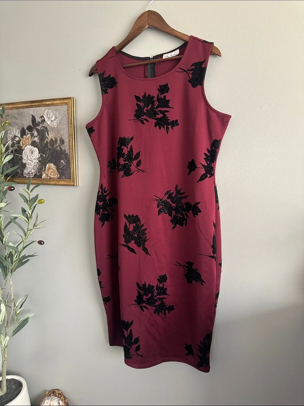 Olivia Matthews Burgundy Velvet Flocked Floral Sheath Dress L - Picture 2 of 10